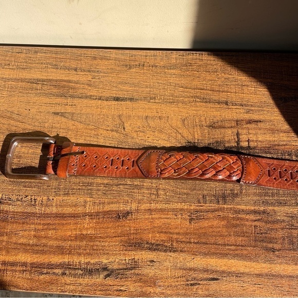 Genuine Leather Woven Detail Western Belt - Picture 5 of 8